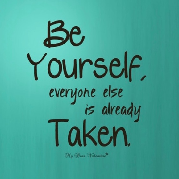 Meet Your Posher _@ajs - Picture 2 of 4